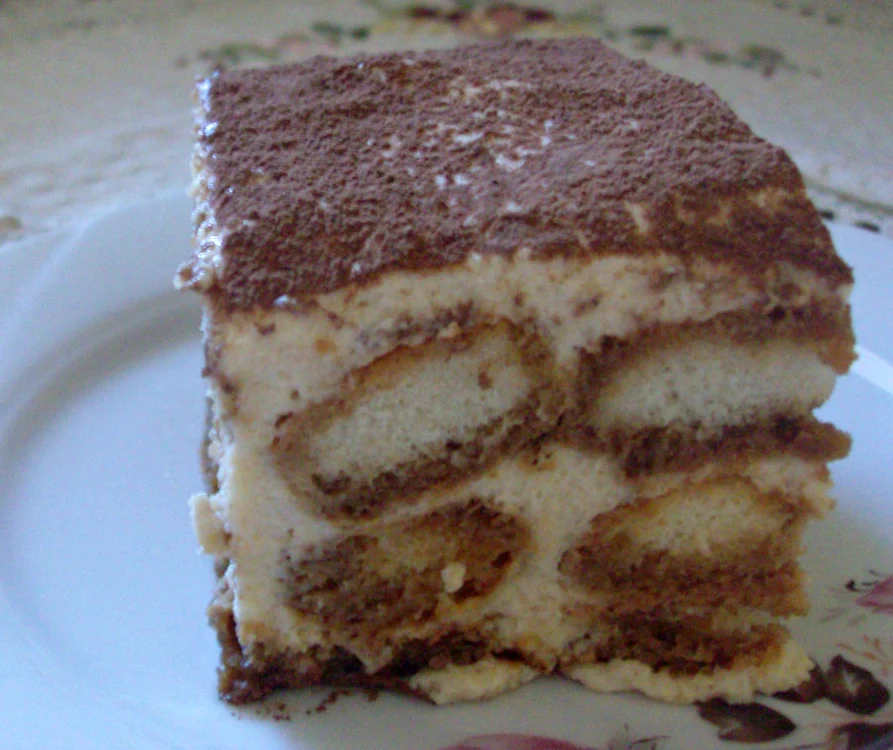 Tiramisu cu cafea şi coniac