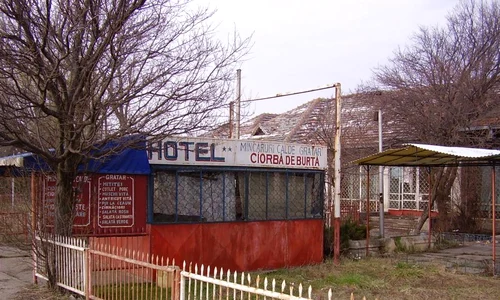 Cu ochii n 3,14 jpeg