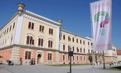 Muzicile, cuvintele şi personajele cu adevărat importante jpeg