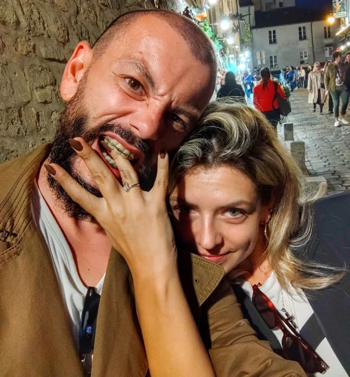 Victoria a fost cerută de soție la Paris (sursă: Instaram)