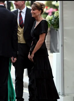 Carole Middleton, la recepția de nuntă a lui Kate/foto Shutterstock/Hello! Magazine