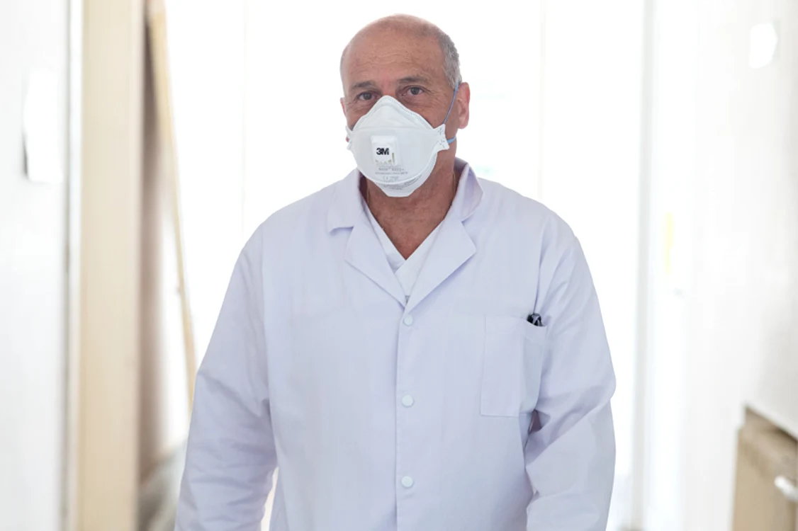 
    Medicul Virgil Musta, de la Spitalul de Boli Infecţioase Timişoara, recomandă vaccinarea, „mai bine mai târziu decât niciodată”Foto: Arhivă personală  