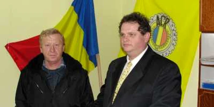 Schonberger Andrei (foto stânga) primul sătmărean care a dat în judecată taxa de poluare