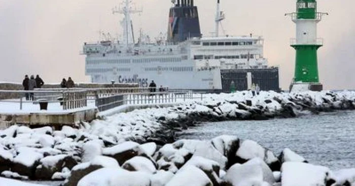 850 de pasageri aflaţi la bordul feribotului sunt blocaţi în Marea Baltică