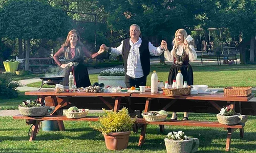 Poezie si Delicateturi Prima TV Ziua Armanilor 2022 2 jpg
