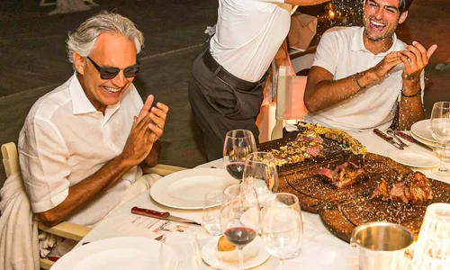 7 andrea bocelli si nusret salt bae in toscana 1 jpg jpeg
