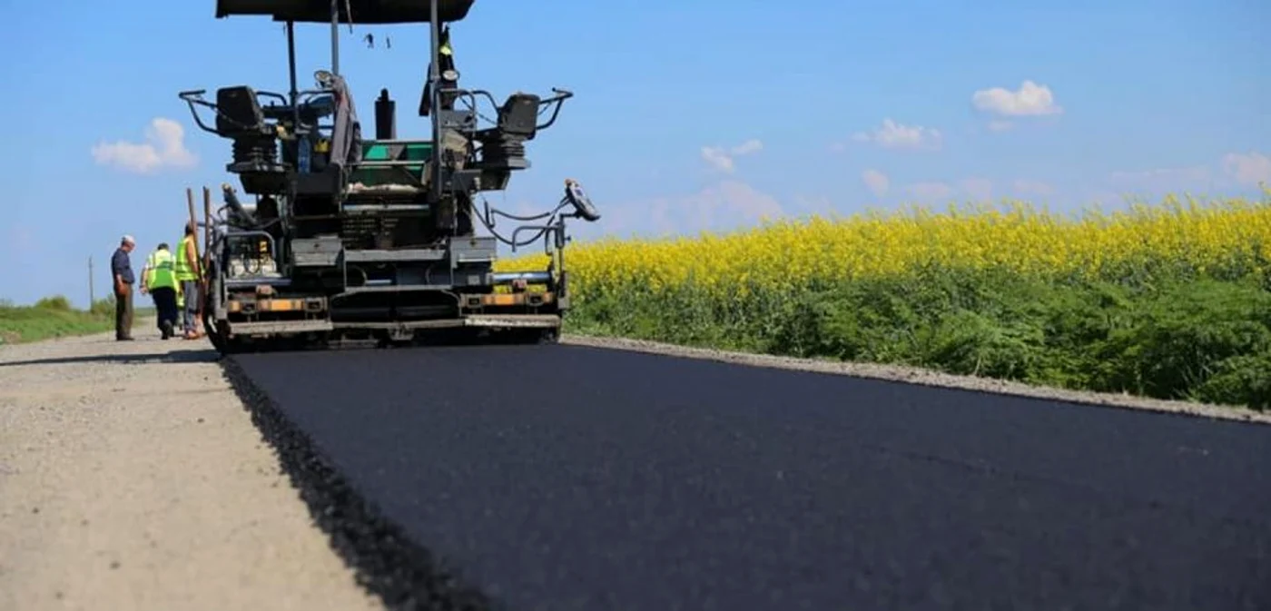 Modernizări de drumuri în judeţul Călăraşi FOTO Facebook/CJC