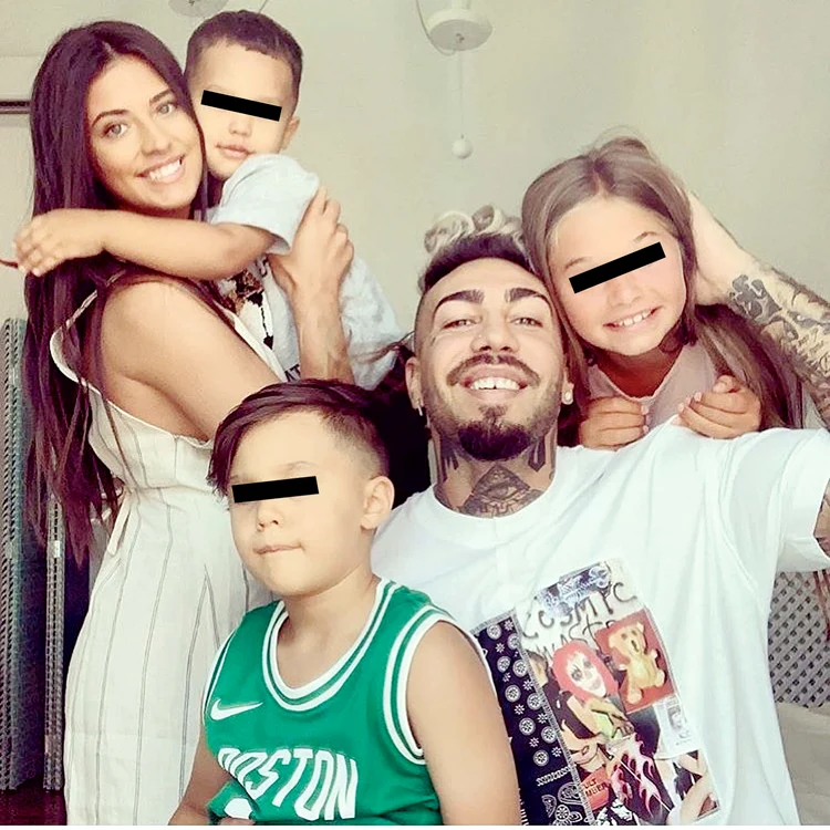 Dominic și Akim și-au întâlnit sora în realitate, nu doar pe Internetfoto: Instagram