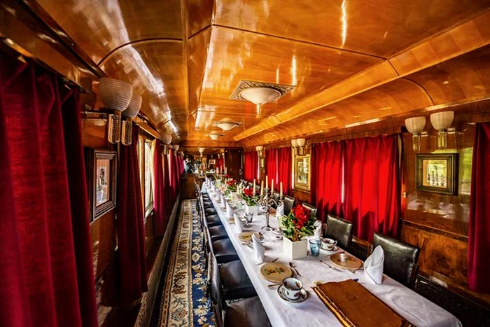 Așa arată interiorul Trenului Regal