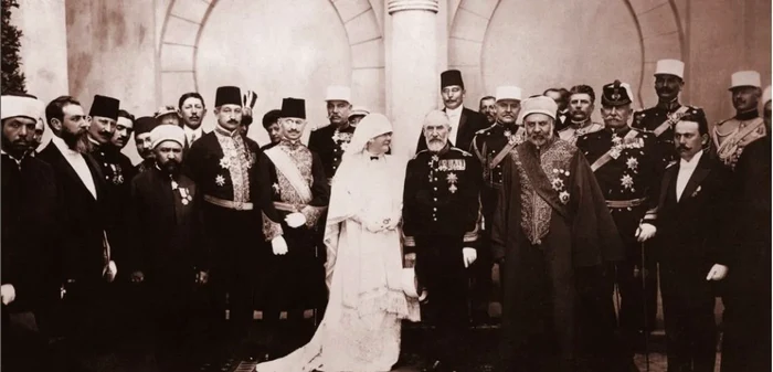 Regele Carol I şi Regina Elisabeta, la inaugurarea Moscheii din Constanţa Arhivă Guner Akmola
