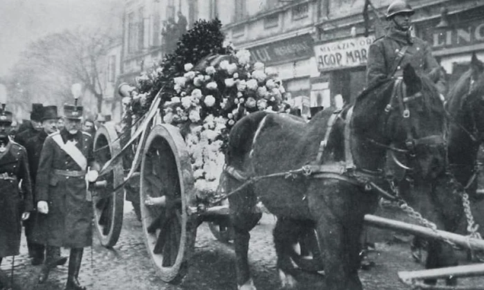 Calendar 24 noiembrie: 1927   Prim ministrul Ion I C  Brătianu a murit din cauza unei infecții provocate, aparent, de o banală amigdalită jpeg