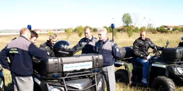 ATV-uri la frontiera