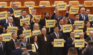 4 front parlament poza mare jpg