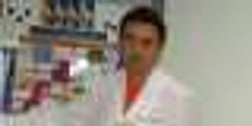 Bacău: Constantin Stan/Cu bisturiul în slujba frumosului (PORTRET)