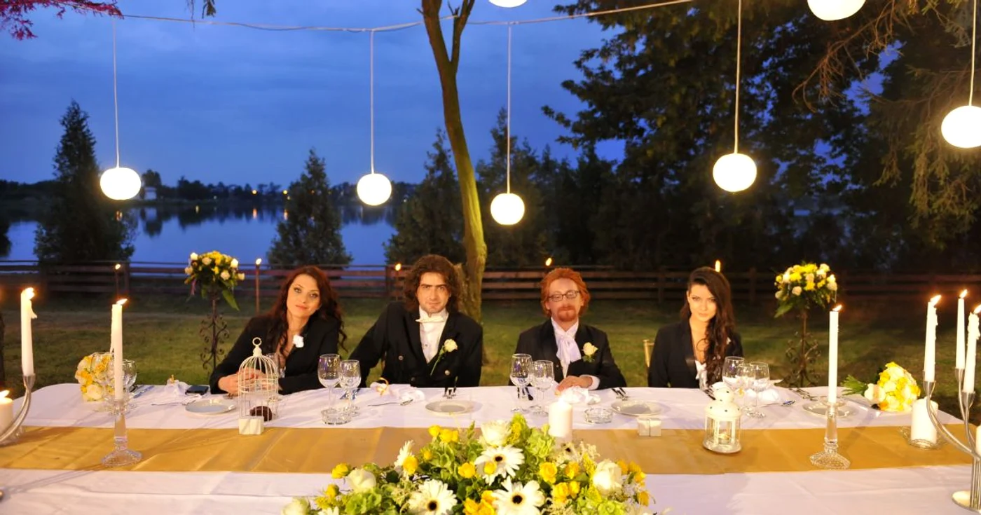 Cuplul gay format din Mihai şi Daniel va avea o ceremonie simbolică la „Patru nunţi şi o provocare“ FOTO Pro TV
