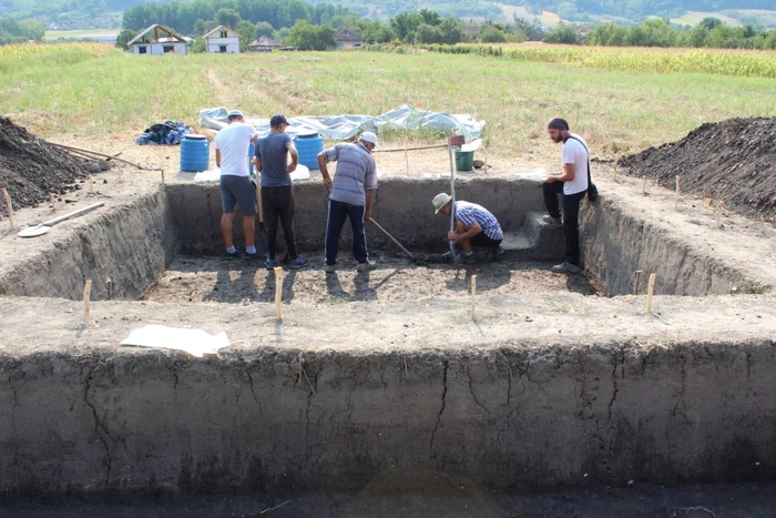 Specialiştii susţin că situl de la Hurezani este unul dintre cele mai importante din Oltenia Foto: Alin Ion