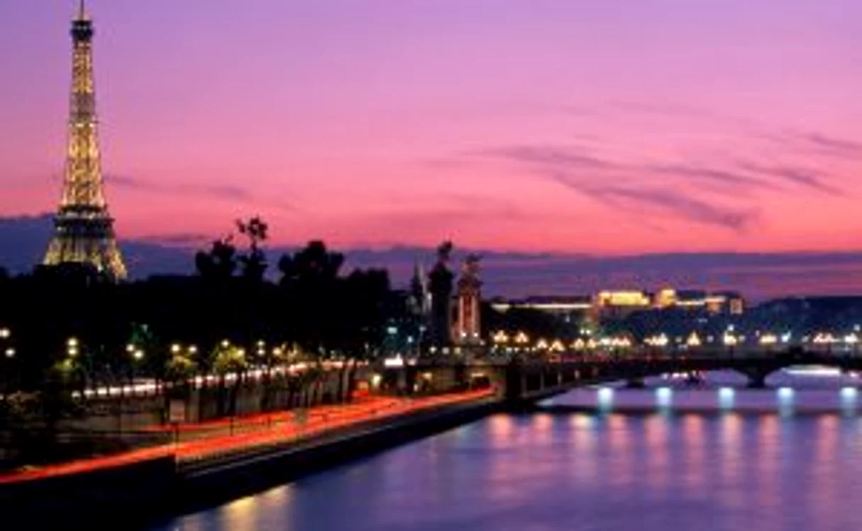 Paris, Franța