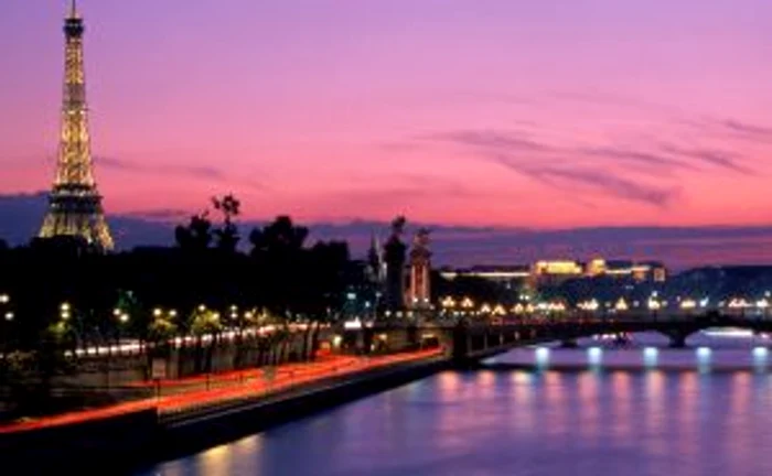 Paris, Franța