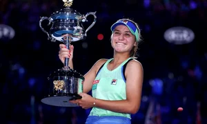 sofia kenin trofeu australian open 2020 jpeg