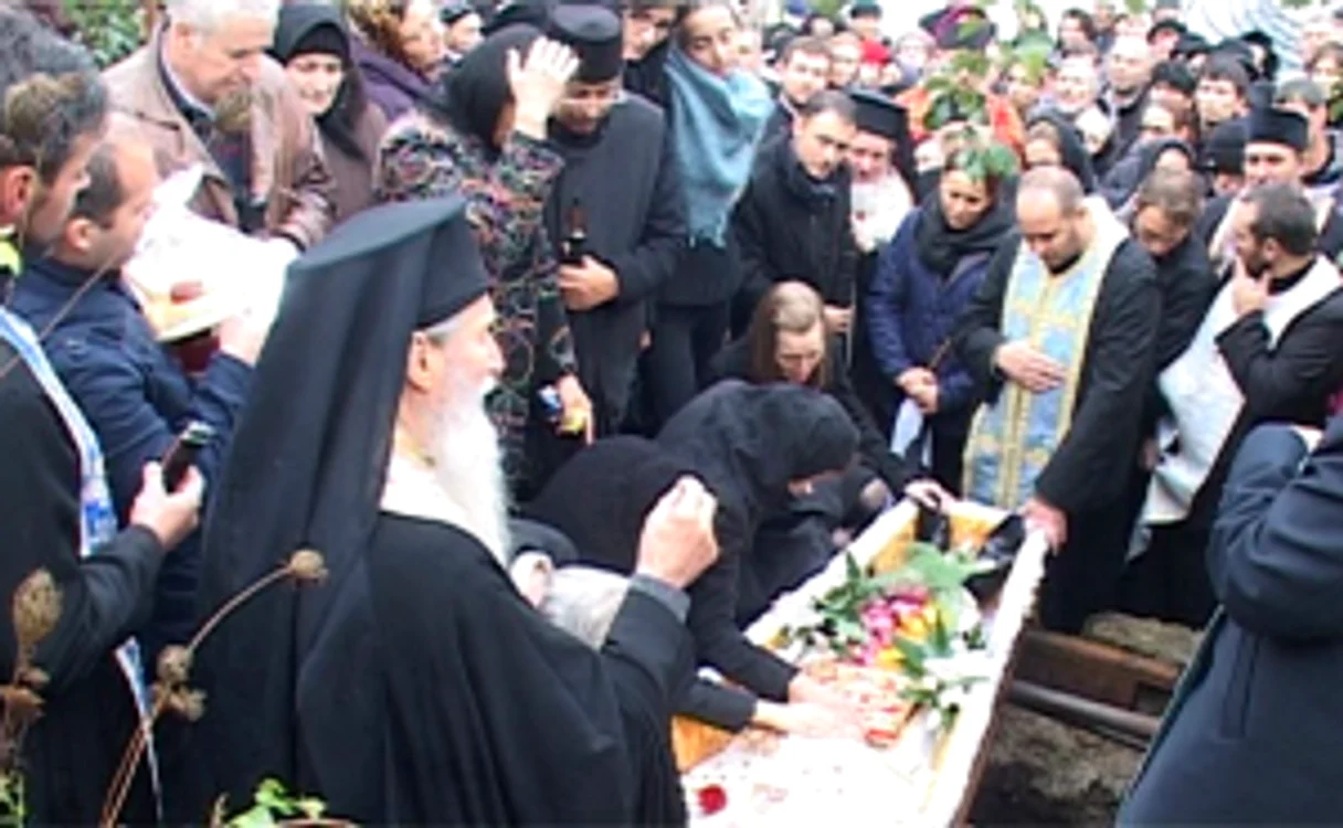 Înmormântarea preotului Ilie Chişcari a fost oficiată de ÎPS Pimen, arhiepiscopul Sucevei şi Rădăuţilor