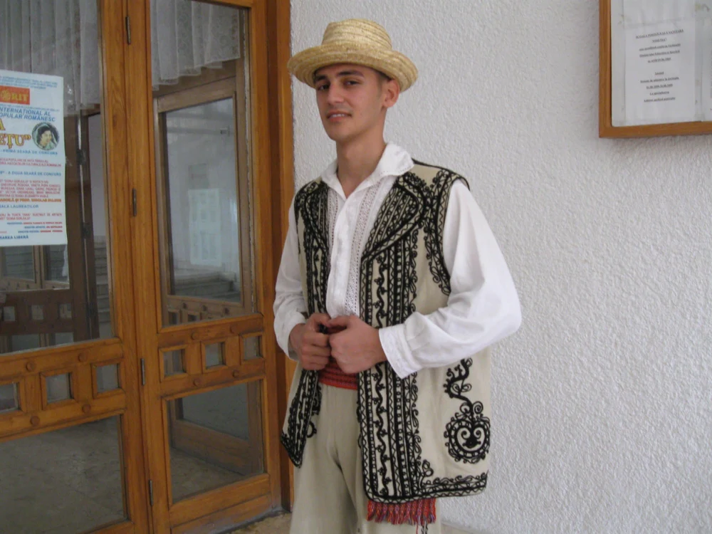Robert Nicolae 