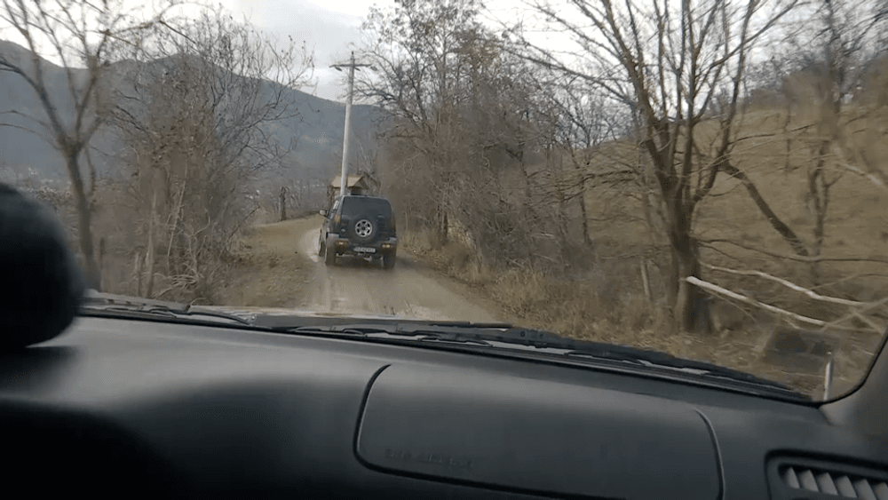 Misiune umanitară off-road pentru Crăciun, organizată de membrii unui club din Buzău VIDEO