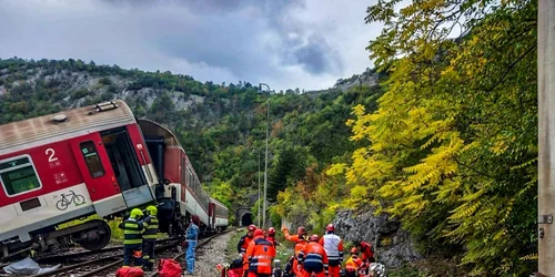 accident tren slovacia jpg
