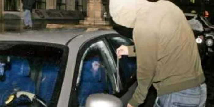 Hoțul a fost surprins de proprietar (foto: Arhiva Adevărul)