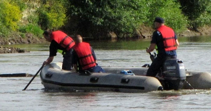 Dâmboviţean căutat de pompieri