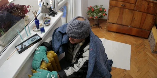 Gălăţenii înfriguraţi mai au de aşteptat hotărârea judecătorului sindic