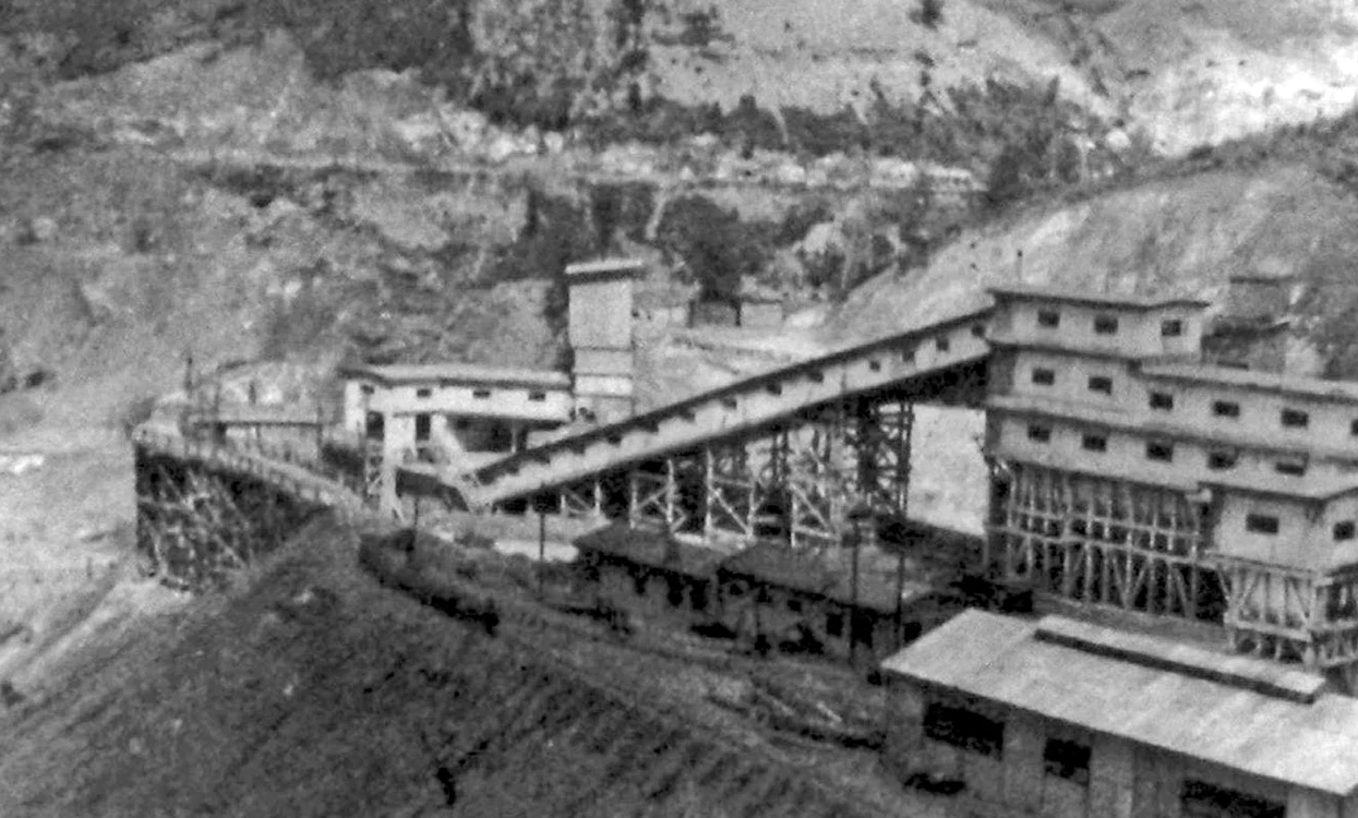 Mina de uraniu Băița Plai. Foto: Arhivele Naționale, fondul CC al PCR. Sursa: studiu Liliana Iuga