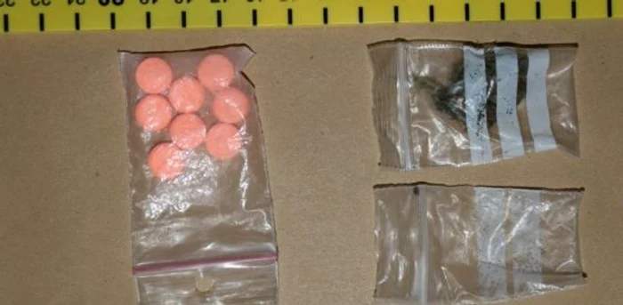Poliţiştii au confiscat marfa