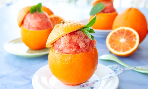 Sorbet de portocale  Sursa foto shutterstock 1353393215 jpg