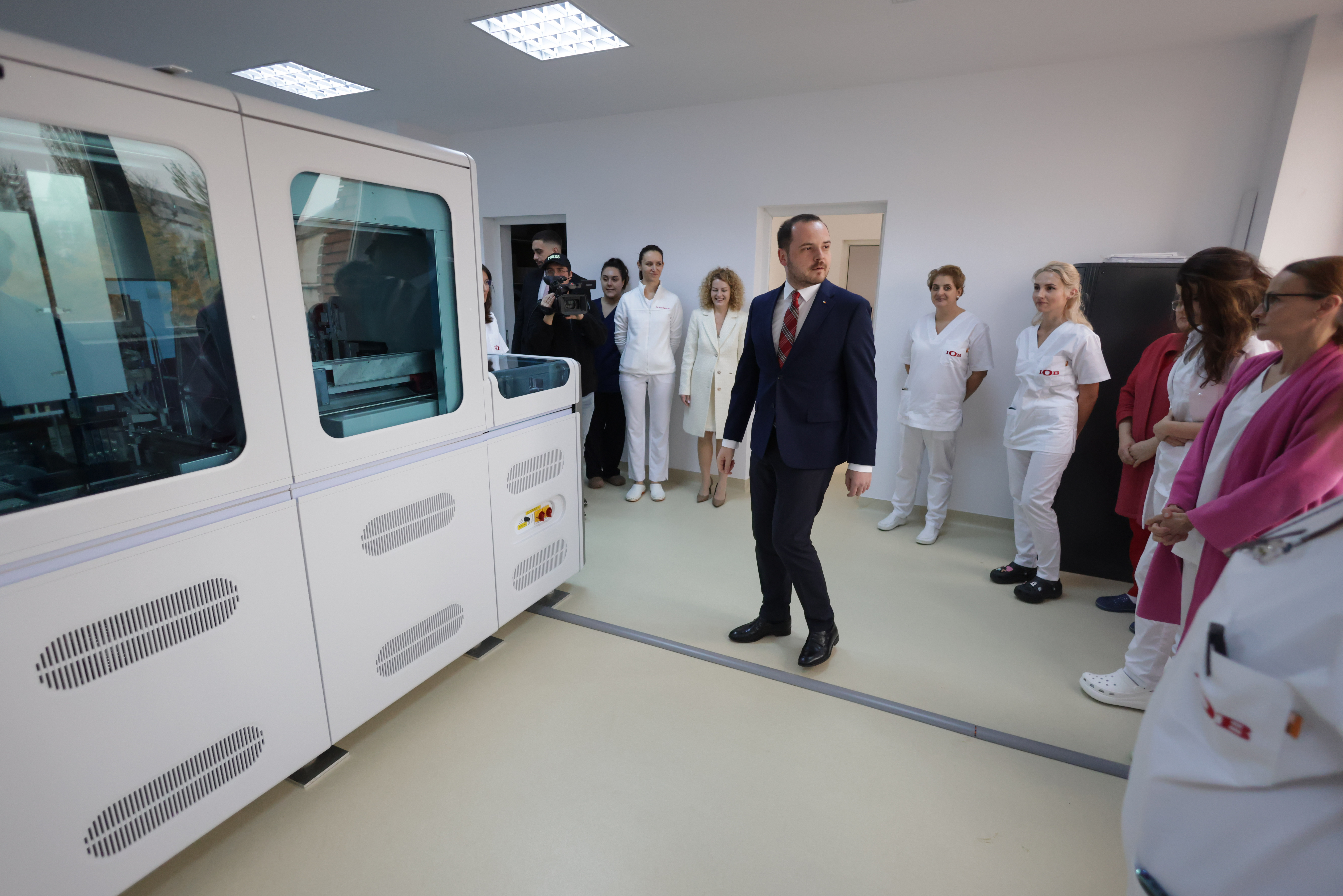 Degeaba spargem monopolul CNAS dacă sacul e gol. Expert: „Banii nu ajung pentru că nici nu au cum să ajungă”