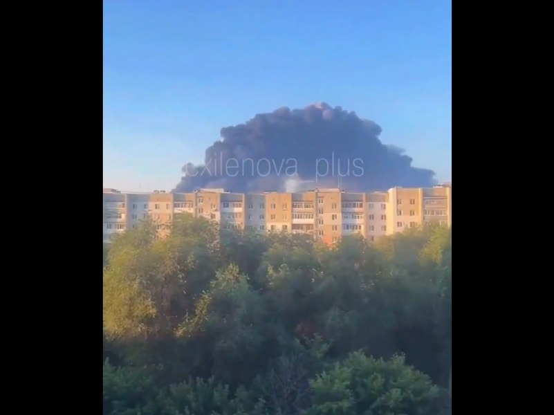 Ucraina anunță atacuri asupra unei rafinării și a unei baze aeriene din Rusia. Moscova susține că a doborât 635 de drone