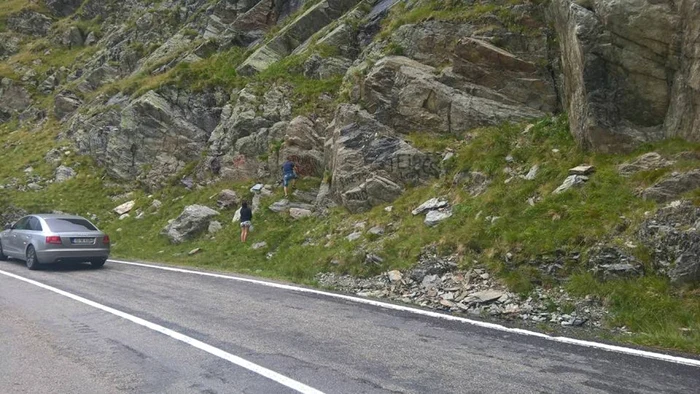 Mesajul dur al unui salvamontist pentru „cocalarii” aflaţi pe Transfăgărăşan în aceste zile: