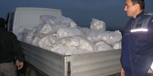 Camioneta cu carbune