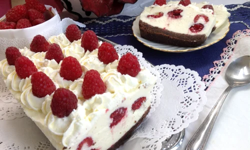 cheesecakes cu zmeura 2 jpeg