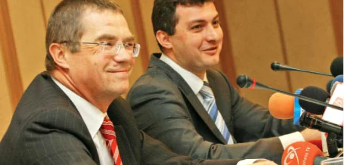 Ultima vizită a lui Medvedev (stânga) a avut loc în 2006, când s-a întâlnit cu ministrul Economiei, Codruţ Şereş 