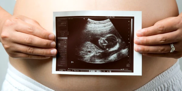 Carnetul Gravidei evidenţiază evoluţia sarcinii 