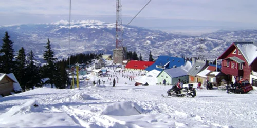 Proiectul prevede şi amenajarea mai multor pârtii în Parâng