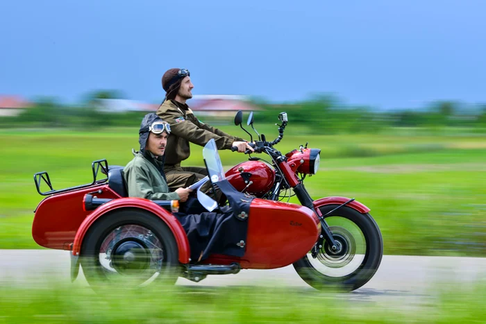 Răzvan şi Dani se pregătesc de război 