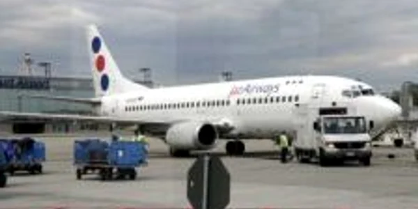 Avionul trebuia să aterizeze la Bacău