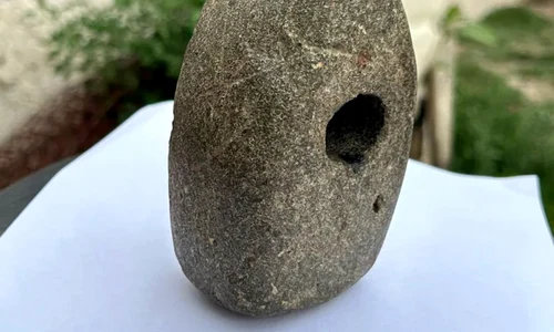 topor din Epoca Bronzului jpg