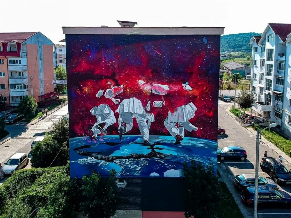 Un artist din Argentina şi şase din România vor înfrumuseţa clădirile din Târgu Jiu  Foto: facebook.com/stradart.romania