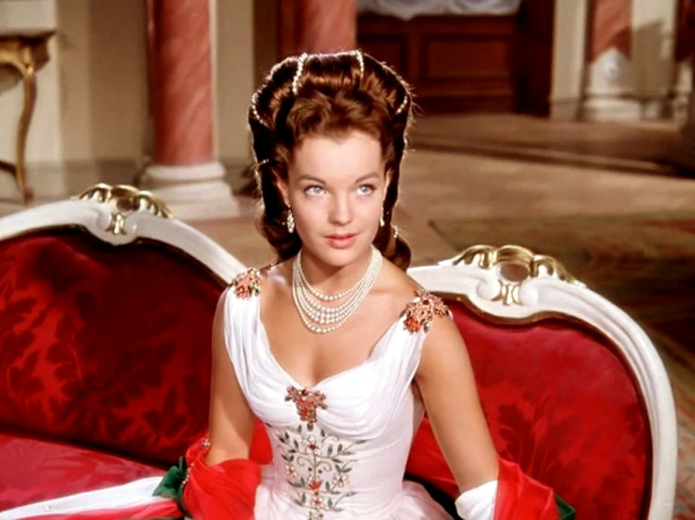 Romy Schneider nu a reuşit să îşi găsească fericirea. Destinul actriţei din filmul "Sissi" a fost unul crunt.