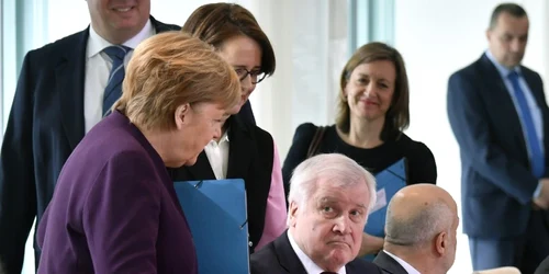 Angela Merkel si Horst Seehofer FOTO AFP