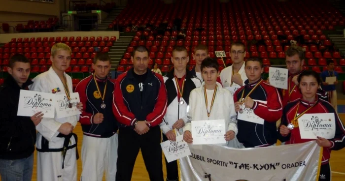 Sportivii s-au întors cu rezultate de la competiție