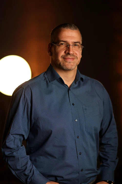 Dr. Dorian Schwartz