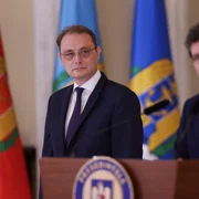 Nicușor Dan îl desemnează pe Luca Niculescu în funcția de prim-ministru